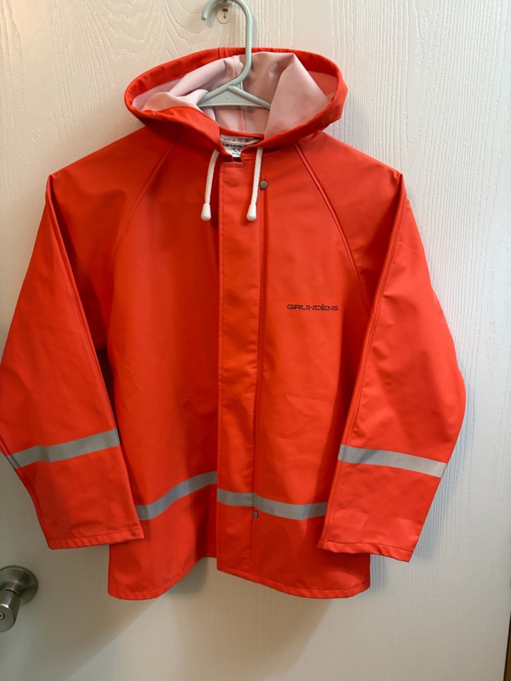 Grundéns Kids(8 years) Zenith 282 High-Visibility Orange Fishing Rain Jacket